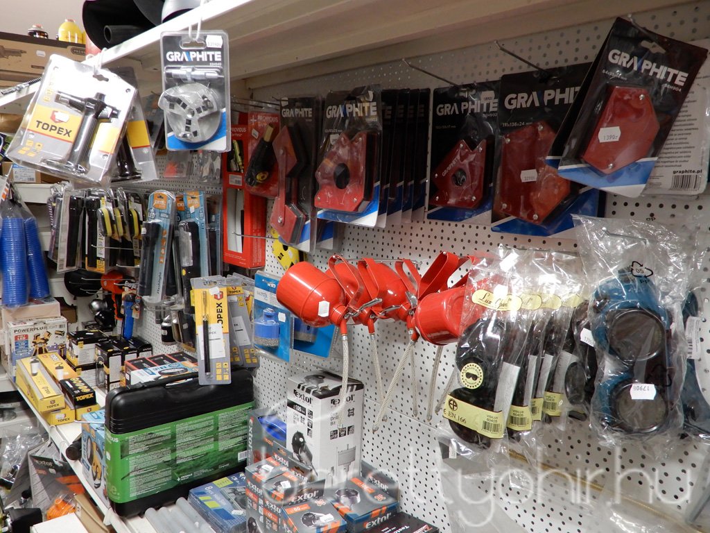 SZABÓ szerszámcentrum 07